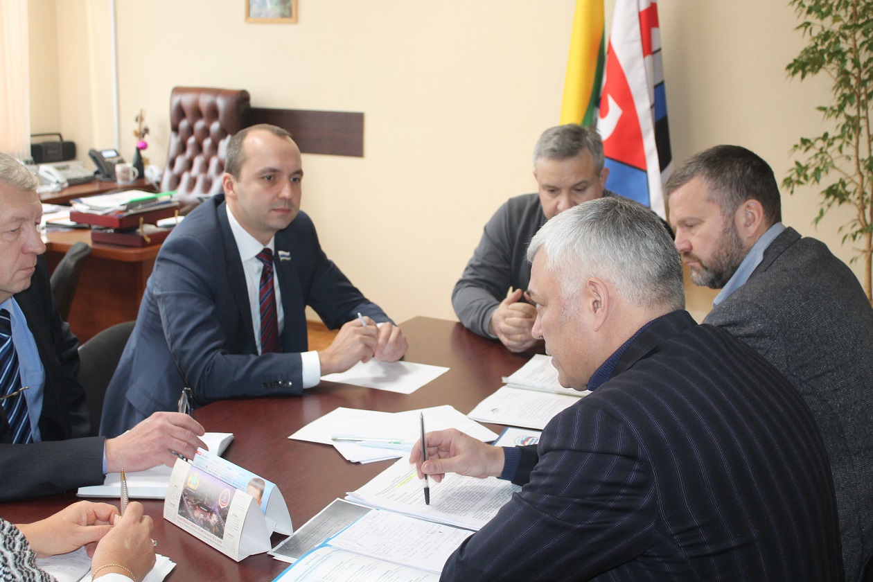 Михаил Клименко принял участие в совещании партийного проекта "Безопасные дороги" 