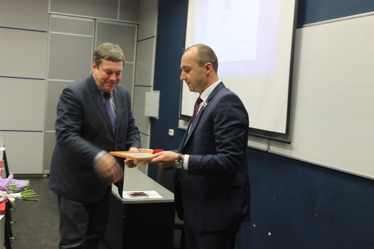 Михаил Клименко принял участие в заседании Ученого совета Уральского гуманитарного института.