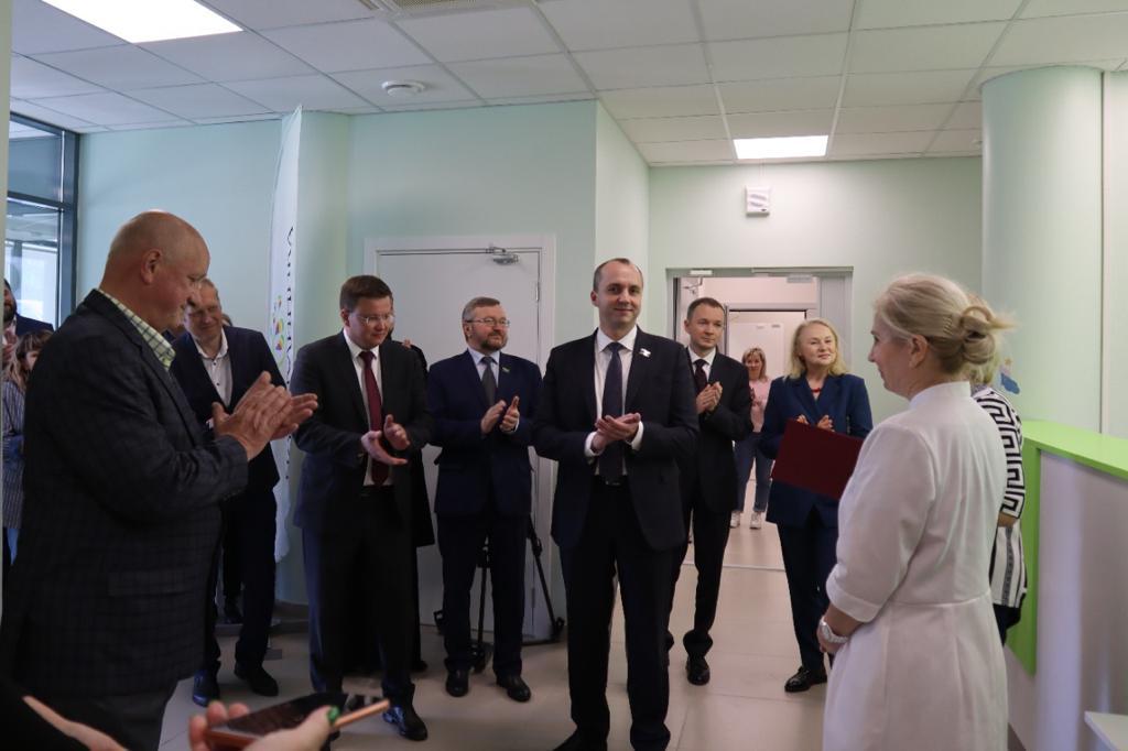 Открытие нового педиатрического отделения "Первой детской поликлиники" в Академическом