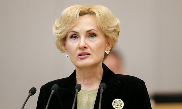 Правительство поддержало законопроект «Единой России» о допобразовании для молодых мам