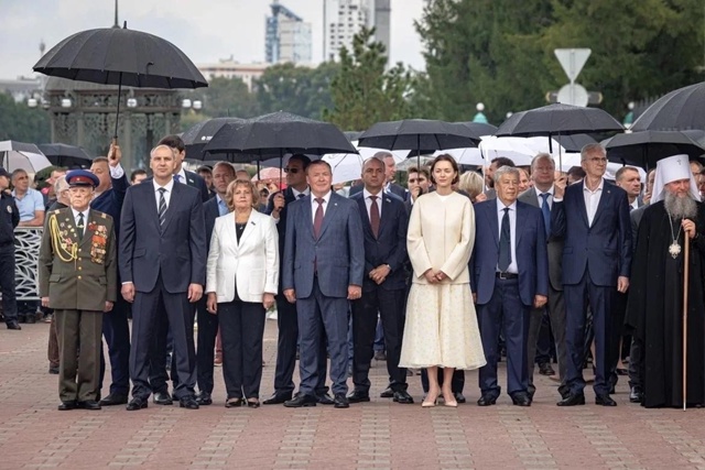 Екатеринбургу 302 года! С Днём Рождения любимый город!